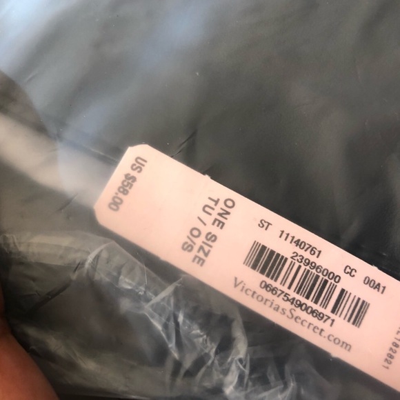 NWT Victoria Secret Limited Edition Fringe Tote - Picture 3 of 3